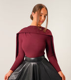 THE IRIS TOP